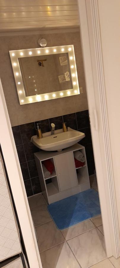 Tres Belle Appartement F1 Bis Perpignan Eksteriør bilde